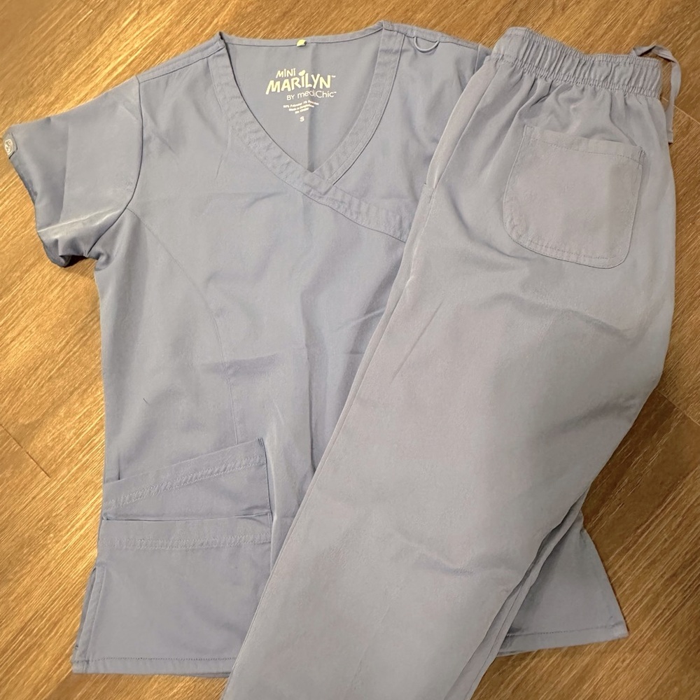 Marilyn Monroe Scrubs by MediChic